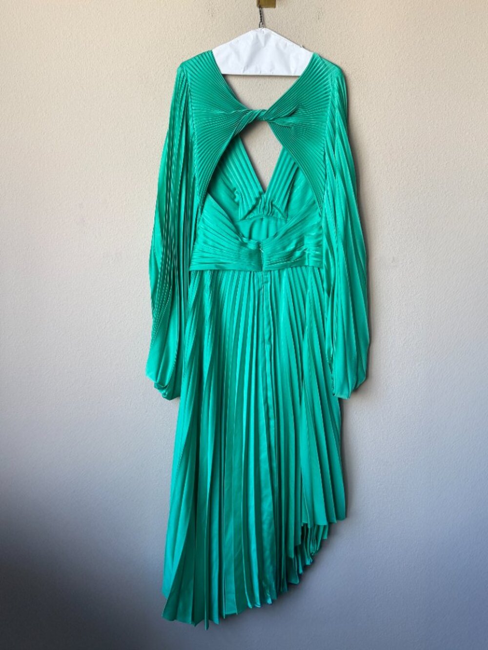 NWT Acler Palms Pleated Midi Dress in Electric Green Size 10 - Picture 4 of 9